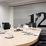 Hotell 12 Months & 5*