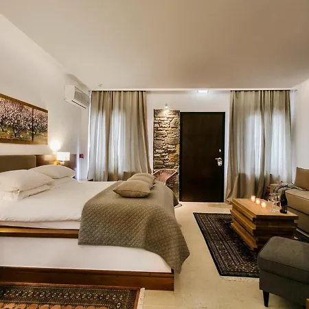 12 Months & 5* טסגרדה