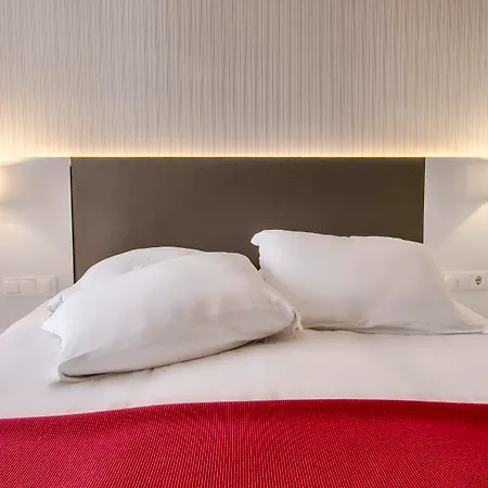 12 Months & Hotel