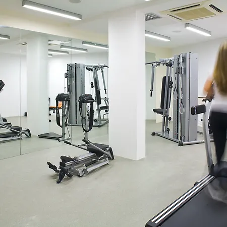 12 Months & 5* טסגרדה