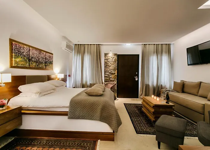 12 Months & 5* Tsagarada