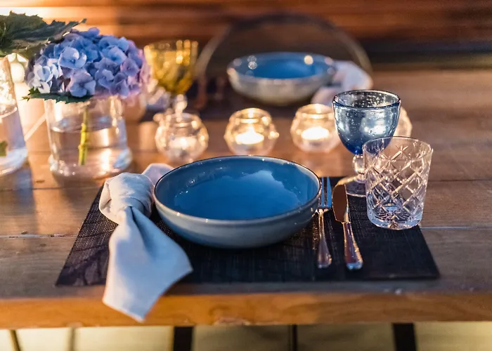 Отель 12 Months & Цагарада